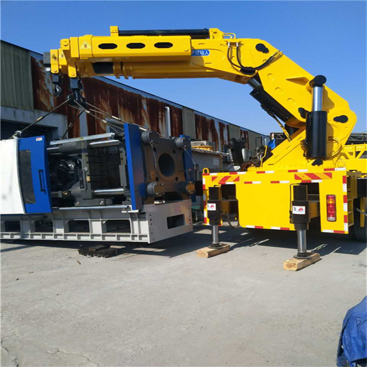 黄埔优质大吨位随车吊出租服务，助您高效施工